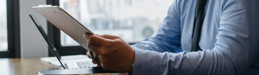 pexels-sora-shimazaki-5668849